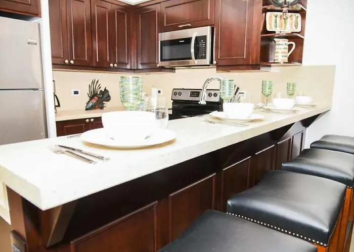 360 Splendor 308f-ocean View Residence-breakfast Included!